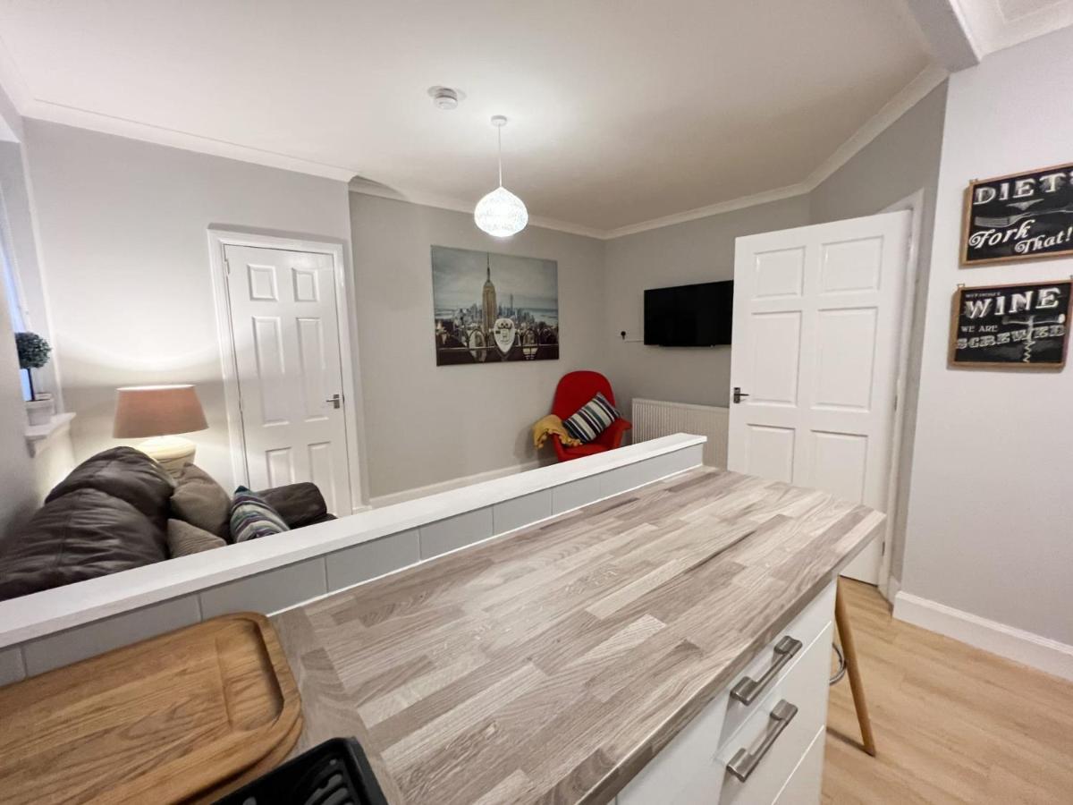 Glasgow 2 Bedroom Apartment Eksteriør billede